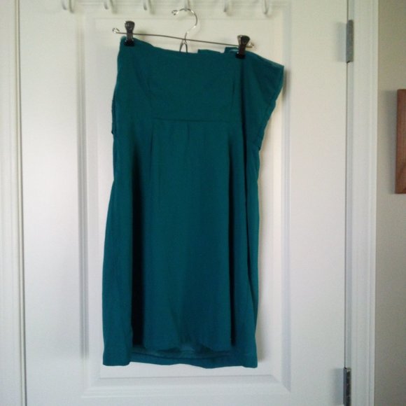 Teal party dress. GREAT FOR HOLIDAY PARTIES. - Picture 2 of 2